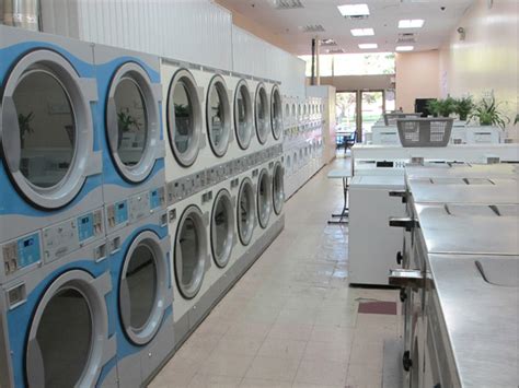 laundromats that accept credit cards